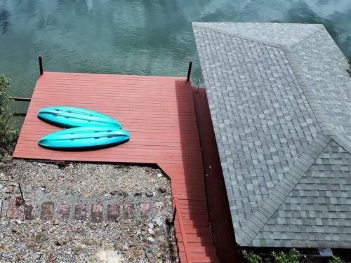 Villa Amazing Views, Family Fun, Private Dock, Sleeps 16