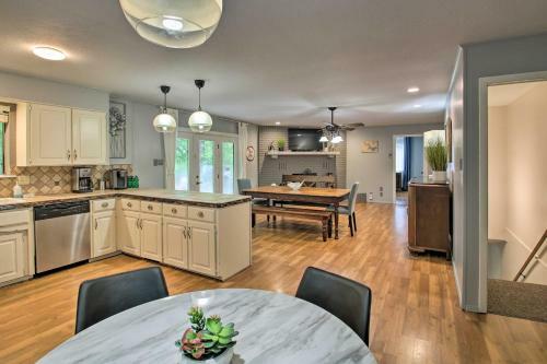 Charming Hot Springs Retreat With Boat Dock!