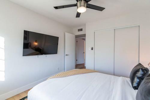 Beautiful Three Bedroom In The Center Of Phoenix