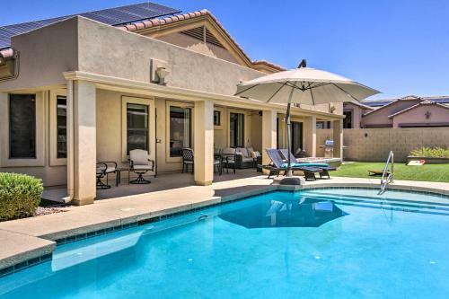 Family-friendly Home About 11 Mi To Dtwn Phoenix!
