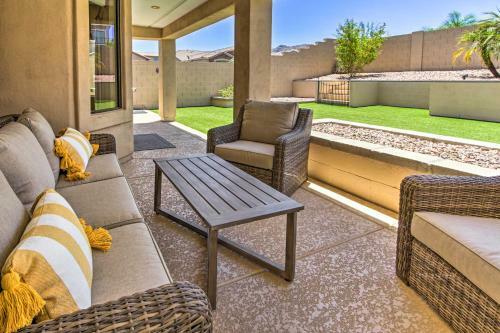 Family-friendly Home About 11 Mi To Dtwn Phoenix!