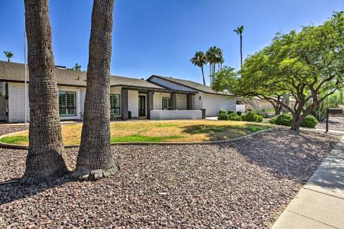 Chic Scottsdale Home With Private Heated Pool!