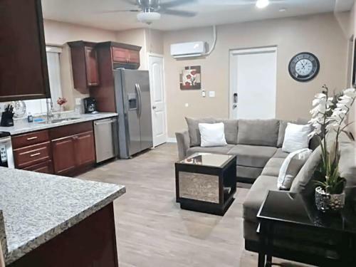 Apartamento Charmingly Decorated Home In Central Tucson!!