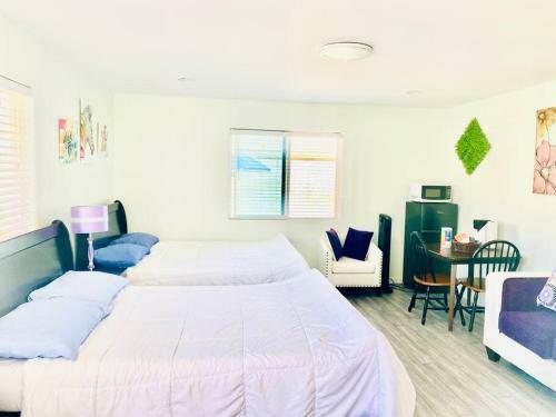 Beautiful Guesthouse For A Relaxing Stay.