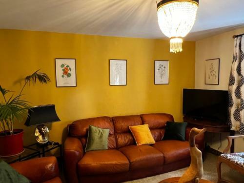 Hostal Maison D'h�tes Le Charme Du Champs Claire