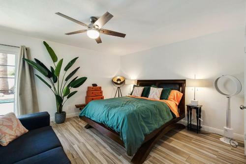 Villa Cactus Bloom! 2 Masters, Pool, Golf, Arcade, And Hot Tub!