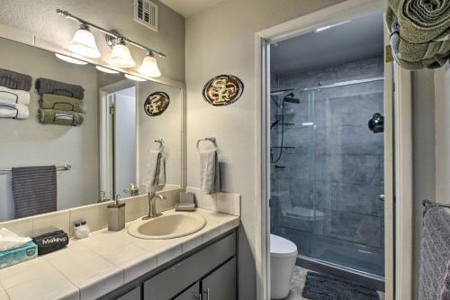 Breezy Townhome Less Than 2 Mi To Scottsdale Stadium!