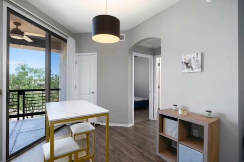 Apartamento Luxury Mountain View 2br With Balcony Located In Scottsdale