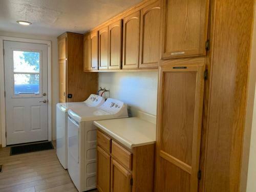 Mt Shasta Cabin Retreat