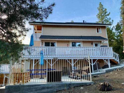 Mt Shasta Cabin Retreat