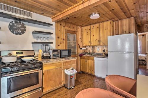 Cozy Big Bear Cabin With Decks Walk To Lake!