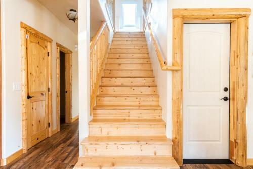 49 - Fawn Trail Lodge Home