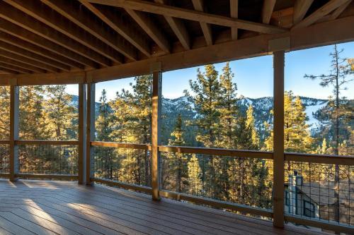 18 - Ponderosa Peak Home