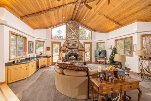 23 - Boulder Estate At Eagle's Preserve Home