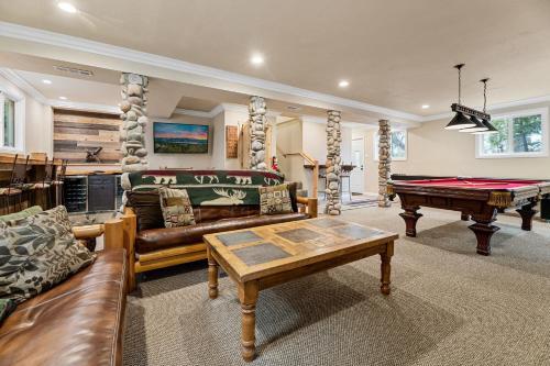 31 - Serenity Pines Home