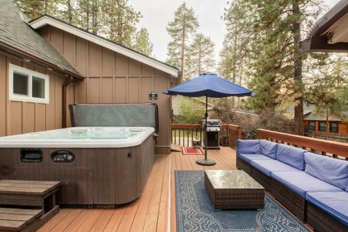 11 - Big Bear Wooded Wonder Cabin