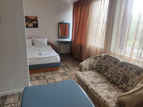 Hotel ??????