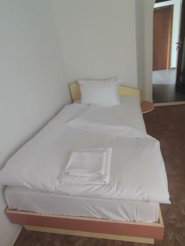 Hotel ??????