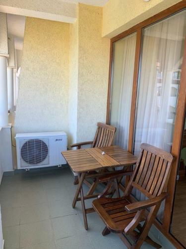 Obzor Sunny Holiday Apartament