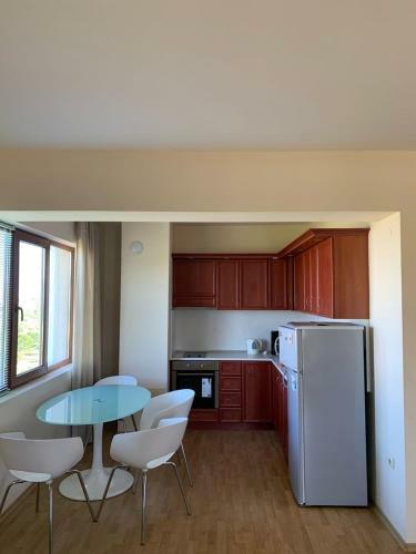 Obzor Sunny Holiday Apartament