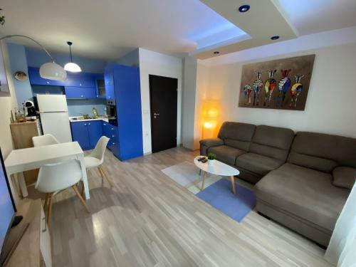 Modern & Central 1br Apartment With Lovely Terrace