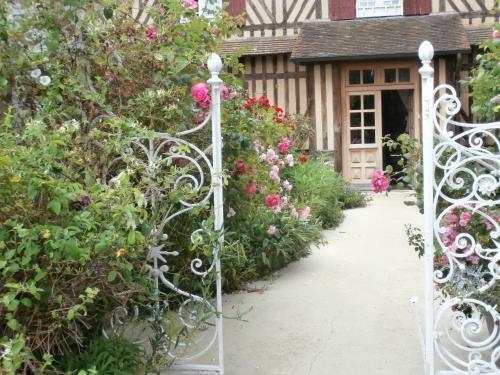 Bed & Breakfast Aux Pommiers De Livaye