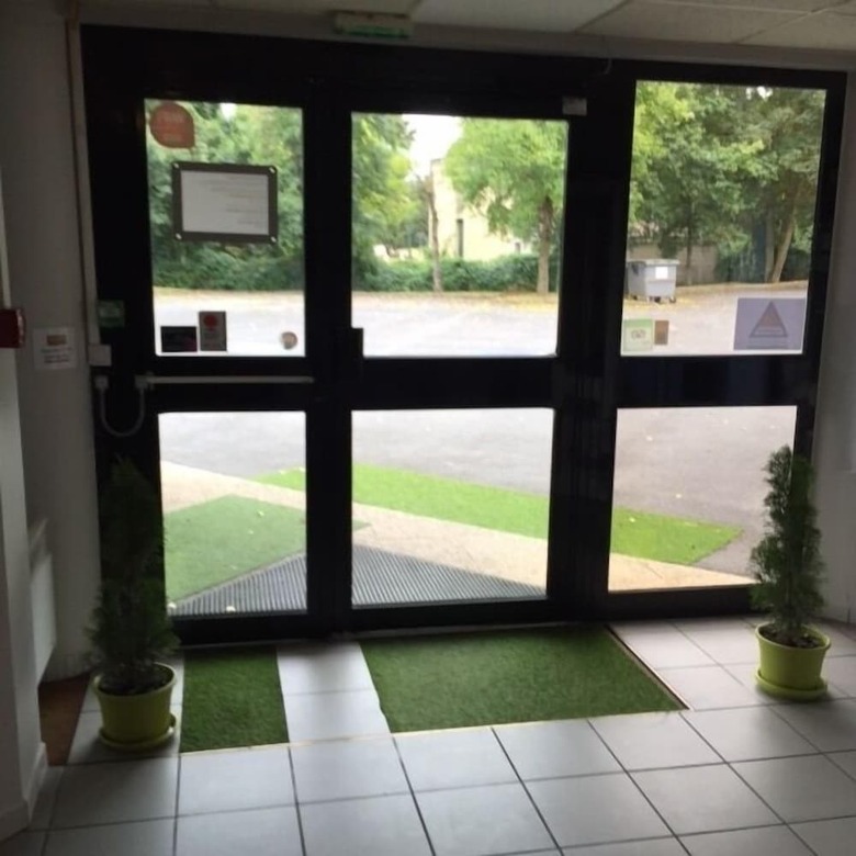 Hotel Balladins Esbly - Marne-la-vall�e