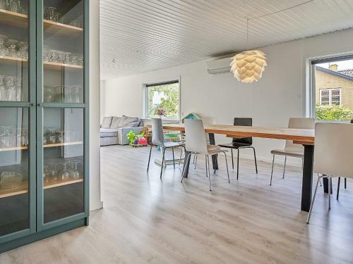 Holiday Home Nex� Xl