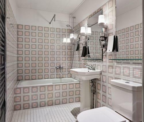 Hotel Fiftyseven House