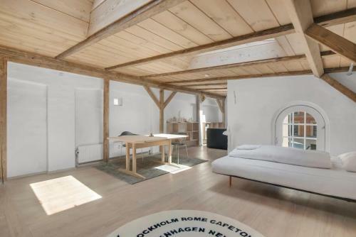 City Apartment Perfect For A Family Or Group!