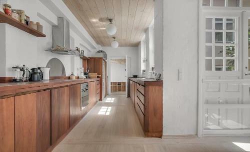 City Apartment Perfect For A Family Or Group!