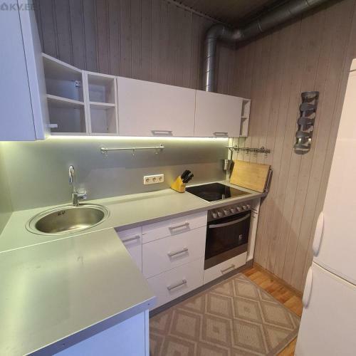 Quiet Apartment 10 Min Walk From City Center.