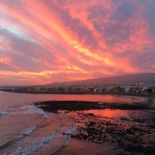 Apartamento Arinaga Arena Y Mar Beach