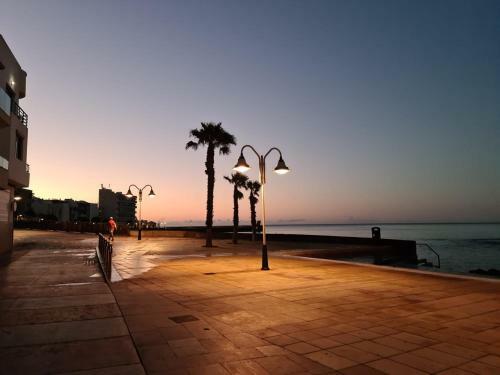 Apartamento Arinaga Arena Y Mar Beach