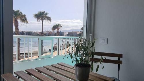 Apartamento Arinaga Arena Y Mar Beach