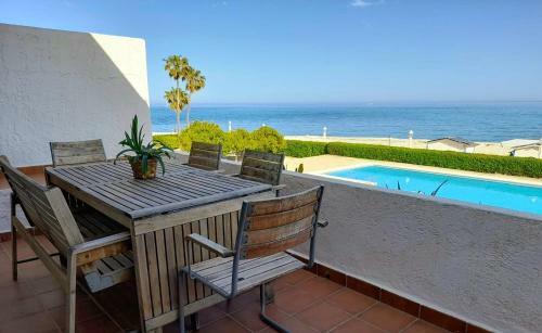 Apartamento Complejo Residencial 1� L�nea, Piscina
