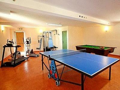 Aparthotel Logis Le Mas De Jossyl
