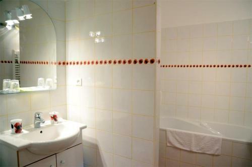 Hotel H�tel Le Mont Barral