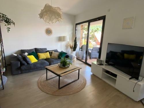 Apartamento Bel Appartement Dans Quartier Privil�gi� � 500m Du Lac