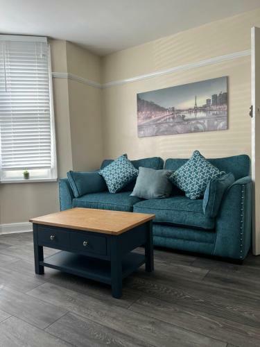 Apartamento Comfortable King Bed - Location - Contractors - Family - Parking