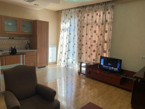 Apartamento Besiki Business Center