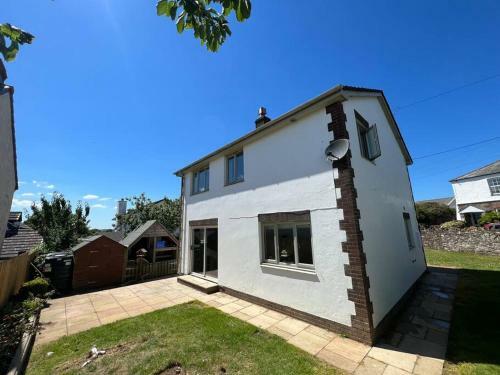 Home In Buckland Brewer Near Bideford