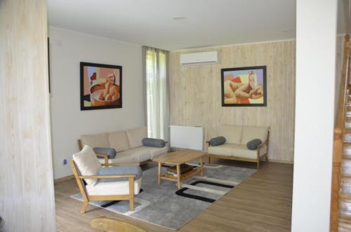 Villa Kaprovani House