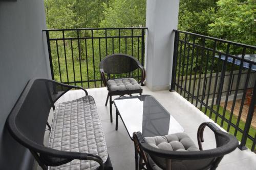 Villa Kaprovani House