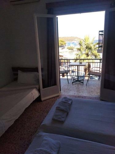 Hotel Ammoudia Rooms