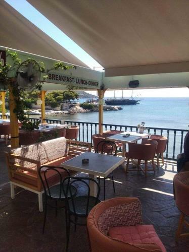 Hotel Ammoudia Rooms