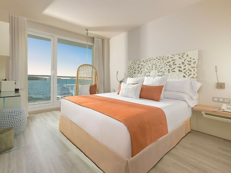Am�re Beach Hotel Ibiza - Adults Recommended