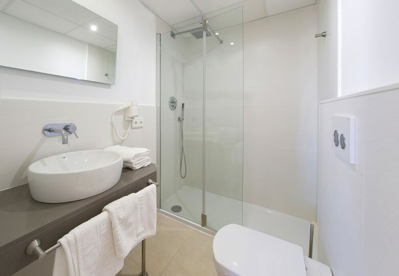 Apartamentos Playa Bella