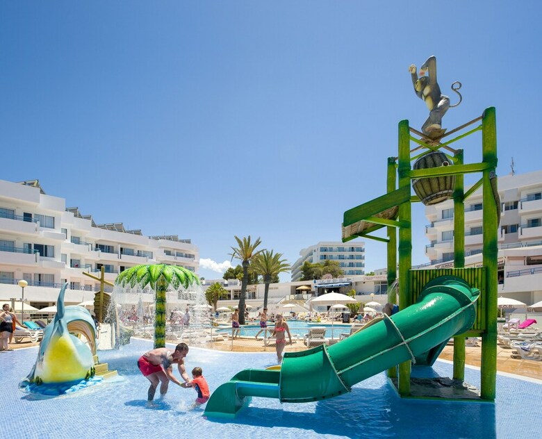 Apartamentos Playa Bella