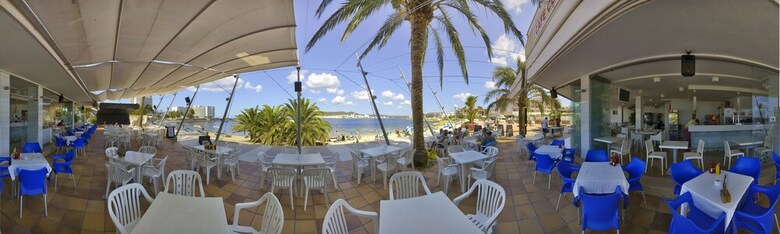 Apartamentos Playa Bella